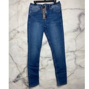 💕3/$50💕NEW DIVIDED H&M Super Skinny Regular 38